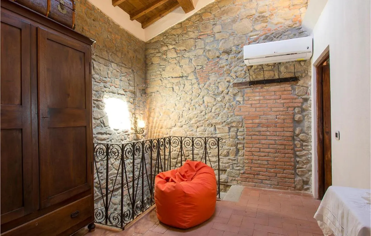 Cozy Apartment In Benabbio With Kitchen Bagni di Lucca