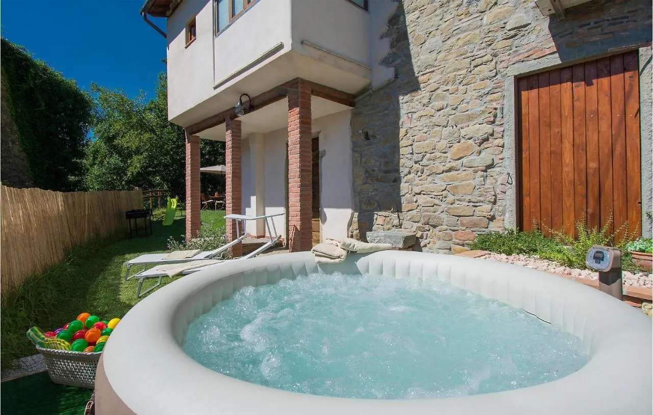 Cozy Apartment In Benabbio With Kitchen Bagni di Lucca